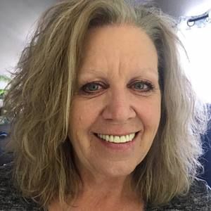 Meet your Posher, Carole